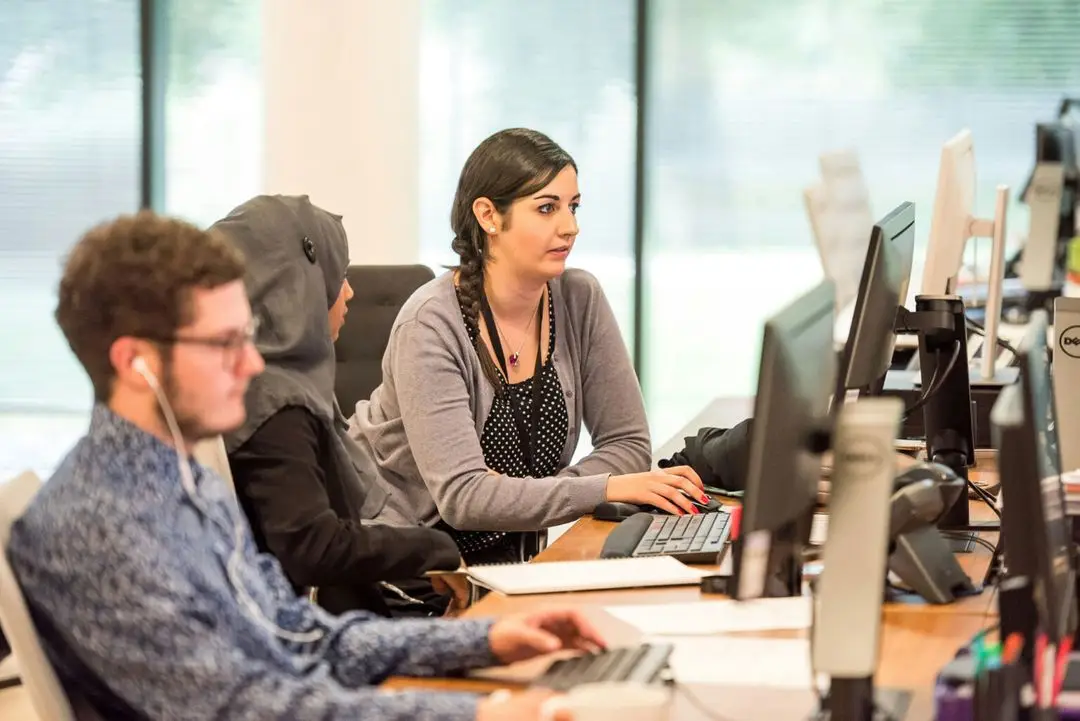 Training and Adapting to Technology-Assisted Workflows.